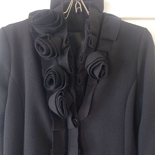 Black women's coat with flowers like new, made in Italy
