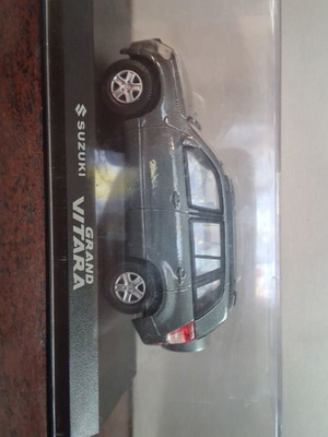 Minichamps Suzuki Grand Vitara 1/43 scale model car