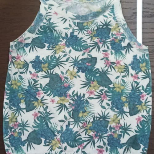 Shein women's sleeveless blouse like new, multicolor with straps