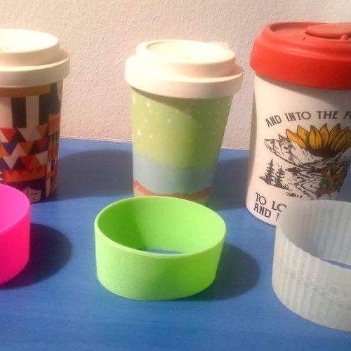 Bamboo cups with lid and plastic holder for hot drinks new