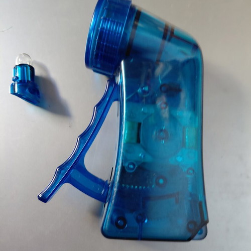 Dynamo flashlight with extra bulb like new