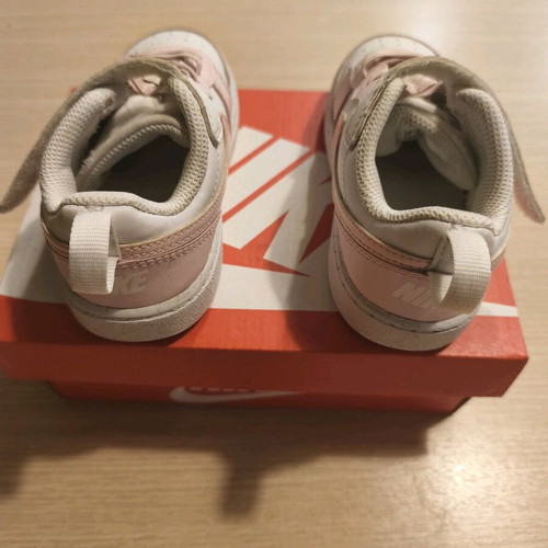 Athletic shoes used Jordan and Nike for girls sizes 25 and 26