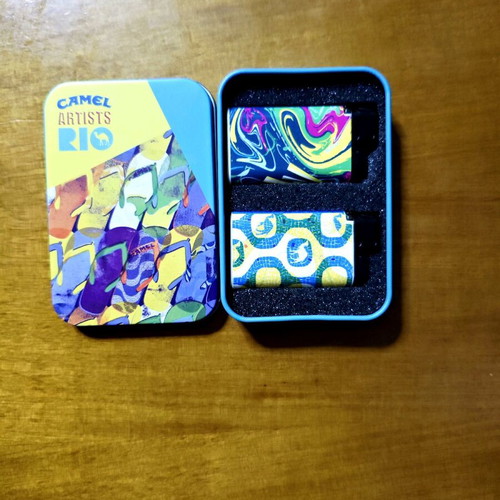 Camel Artists Rio collectible lighter set used, metal case