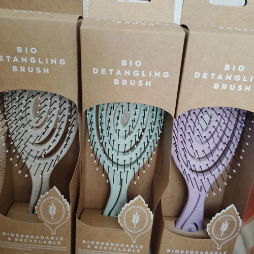 Kiana Hairbrush New Anti-Static and Breakage in Three Colors