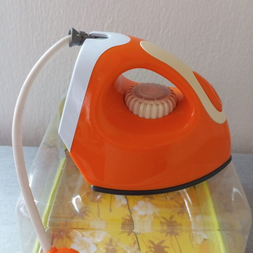 Homade Iron Radio Alarm Clock & Speaker, vintage design