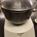 Κουζινομηχανή Bosch Concept 7200 Electronic MUM μεταχειρισμένη με Inox κάδο και εξαρτήματα