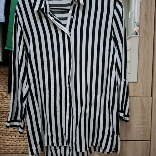Striped shirt new, size S, black and white