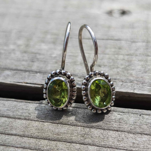 Silver earrings with peridot new