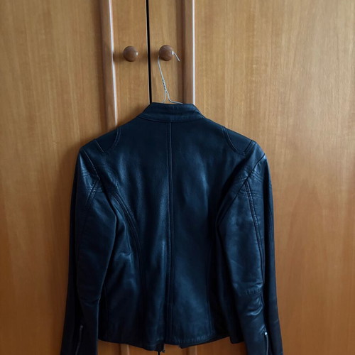 Leather jacket black like new, genuine leather XS