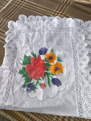 Fabric doily with flowers new 42x96cm
