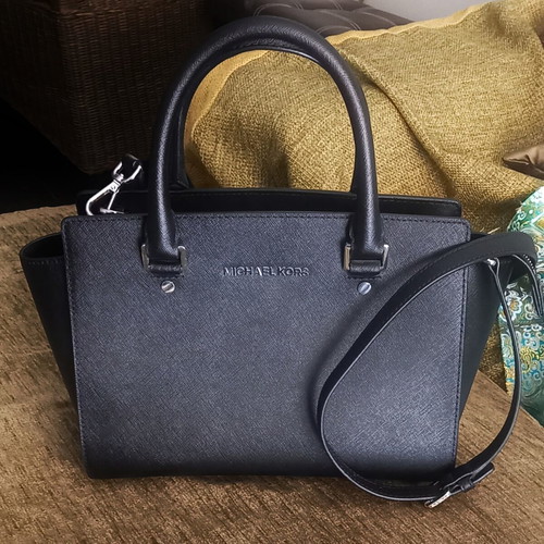 Michael Kors Selma leather handbag, medium size, black