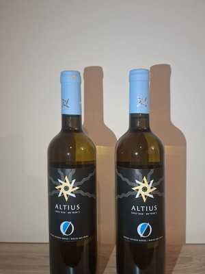 Altius White Dry Wine Pack of 2 New