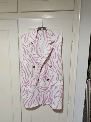 Women's set size 42 unused summer white pink