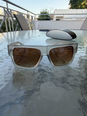 Versace sunglasses like new, gray and brown