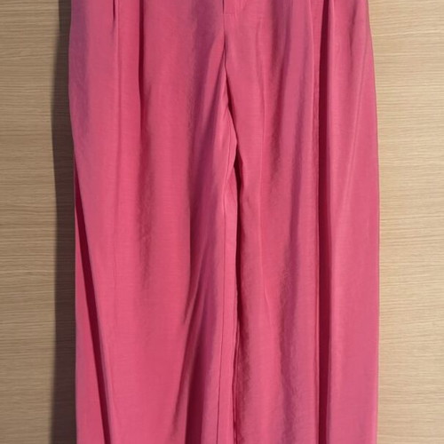 Stradivarius fuchsia wide leg trousers, size S
