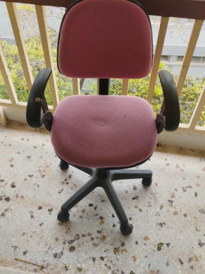 Office chair used in good condition