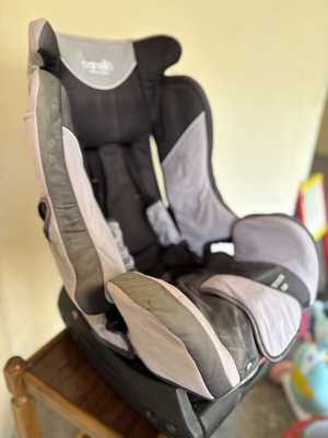 Carello Cocoon car seat used, comfortable and safe for children