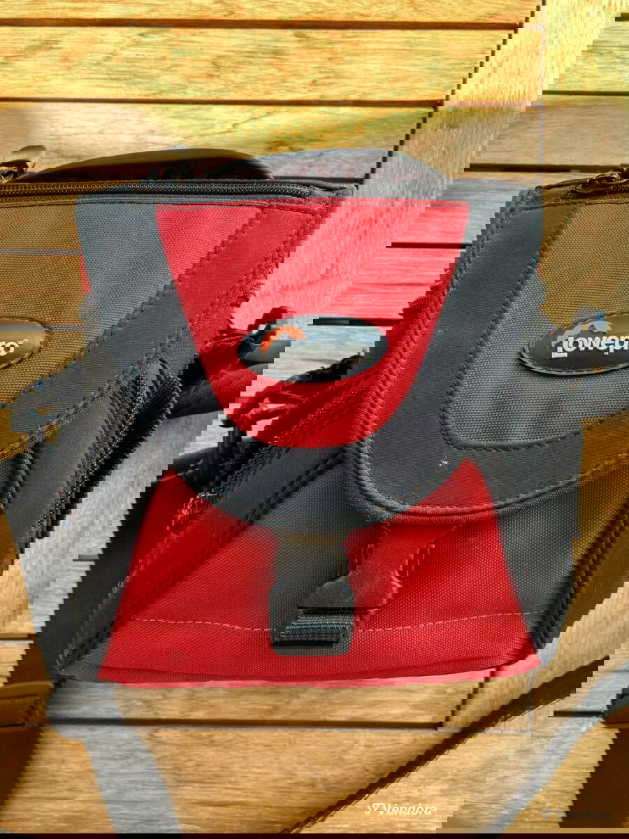 ΦωτογραφικήτσάνταLoweproNovaMiniAWμεταχειρισμένη