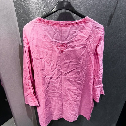 Bill Cost blouse pink embroidered like new, size L-XL