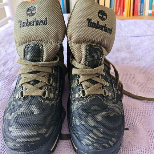 Timberland boots like new, size 45, green