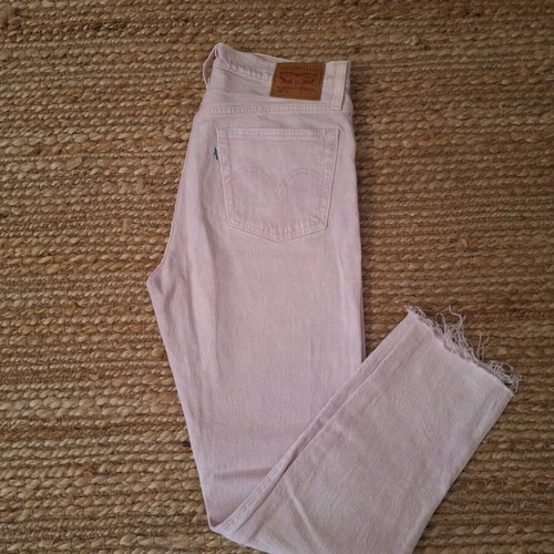 Levi's 501 women's pink jeans like new