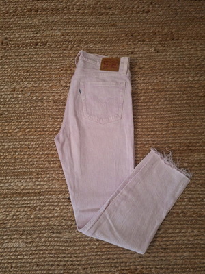 Γυναικείο τζιν Levi's 501 ροζ σαν καινούργιο