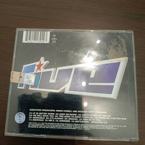 Five Invincible CD used, in excellent condition, unscratched