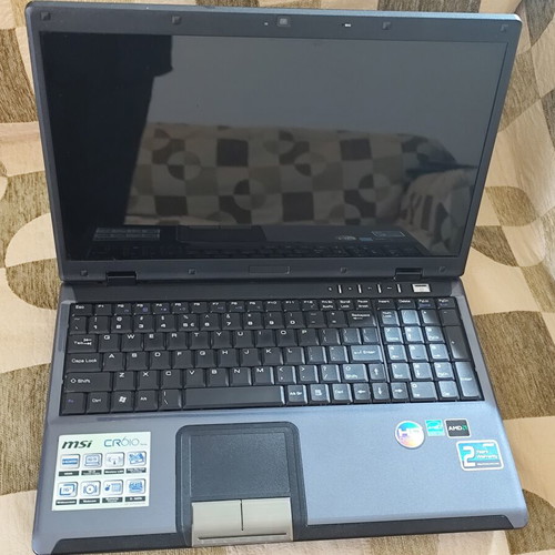 MSI Laptop 128GB SSD 4GB Ram like new