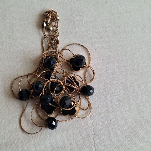 Necklace set with boho pearls and elegant cross, like new