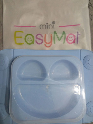 Travel plate with suction cups used