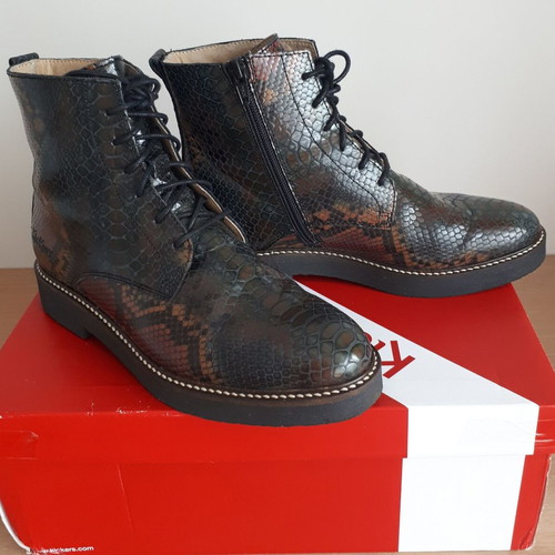 Kickers Oxigeno boots like new, size 38, multicolor