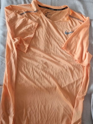 Nike running shirt XL, orange
