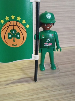 Playmobil fan figure of PAO basketball team like new with flag