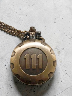 Fallout Vault 111 Pocket Watch new, brown