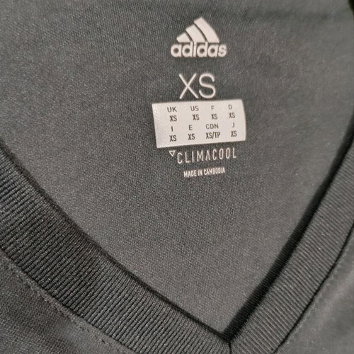 Manchester United Adidas 2016 training jersey XS like new