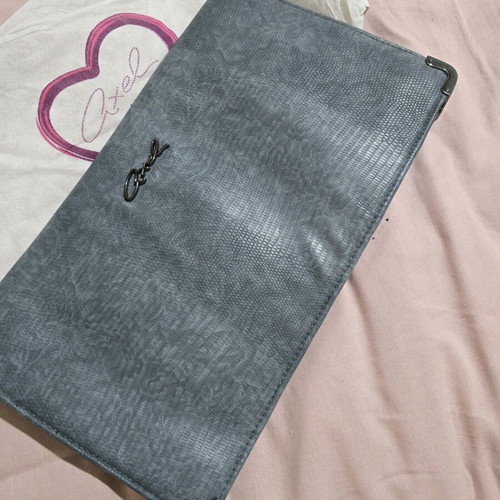 Axel Gray Envelope Bag - Like New, Stylish & Versatile!