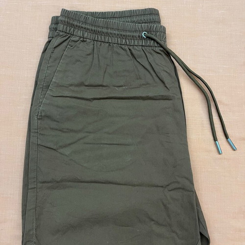 H&M brown bermuda shorts size S like new