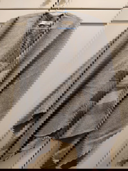 Burberry poncho