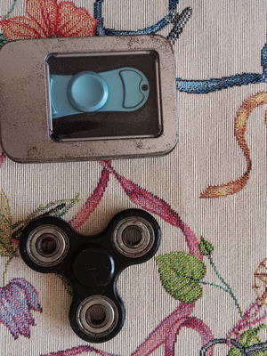 Fidget spinners