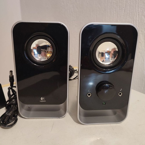 Logitech LS11 speakers used with power supply