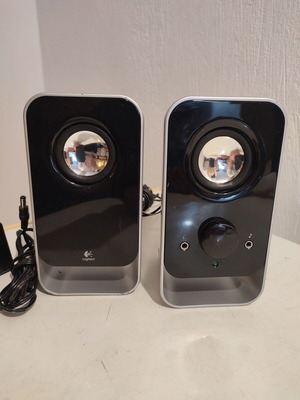 Ηχεία Logitech LS11 μεταχειρισμένα με τροφοδοτικό
