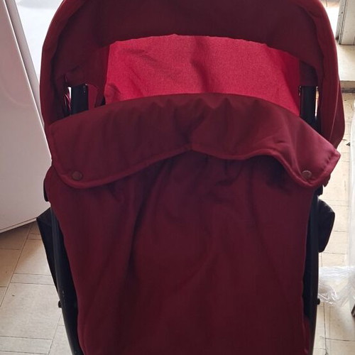 Chicco baby stroller with footmuff, red