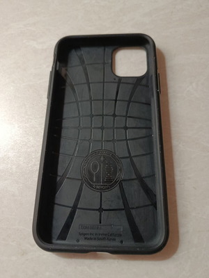 Spigen 11 Pro Max Case like new