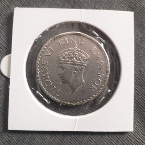 One Rupee India 1940 Mumbai Mint silver coin used