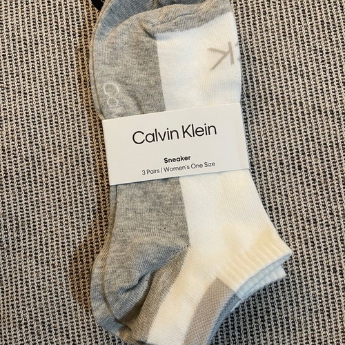 Calvin Klein socks brand new, set of 3 pairs, white