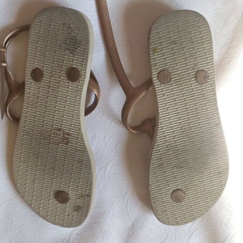 Havaianas flip-flops used, size 35-36