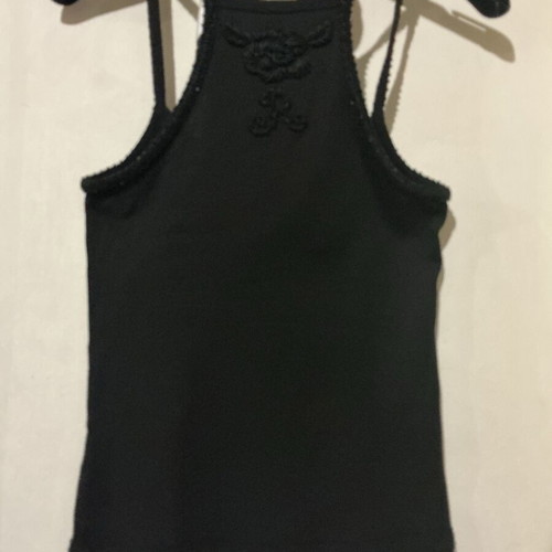 Rodo top embroidered black rib size M like new