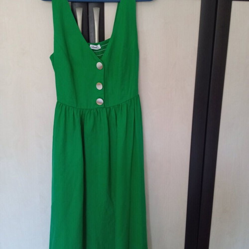 Axel dress used green with wide straps