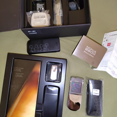 Nokia 8800 Sirocco Edition collector's phone, mint condition