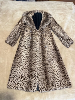 Dyed mink fur coat with leopard pattern, like new, size S